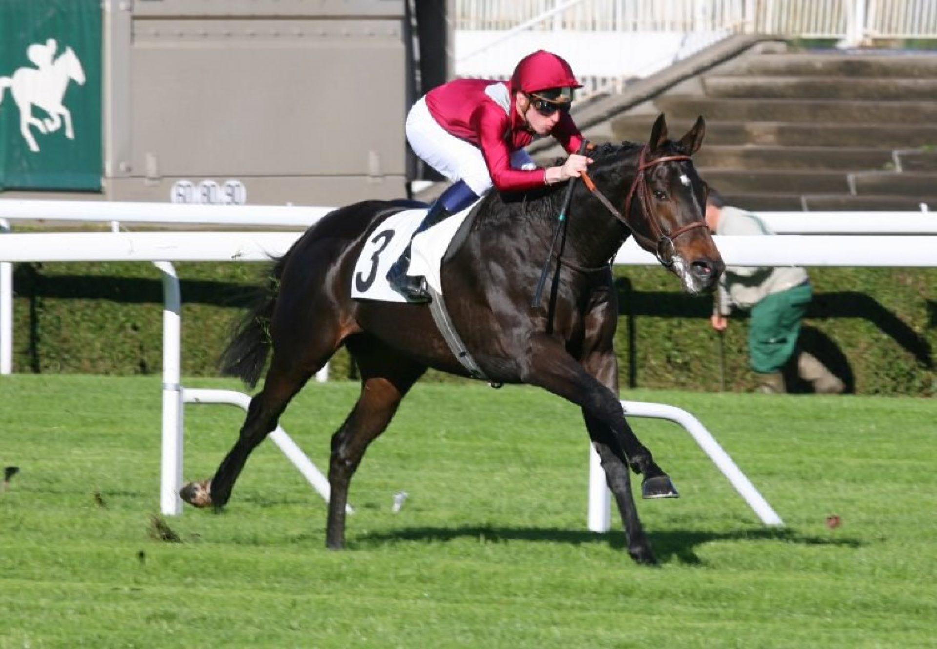 Ocovango winning the Prix Greffulhe at Saint-Cloud