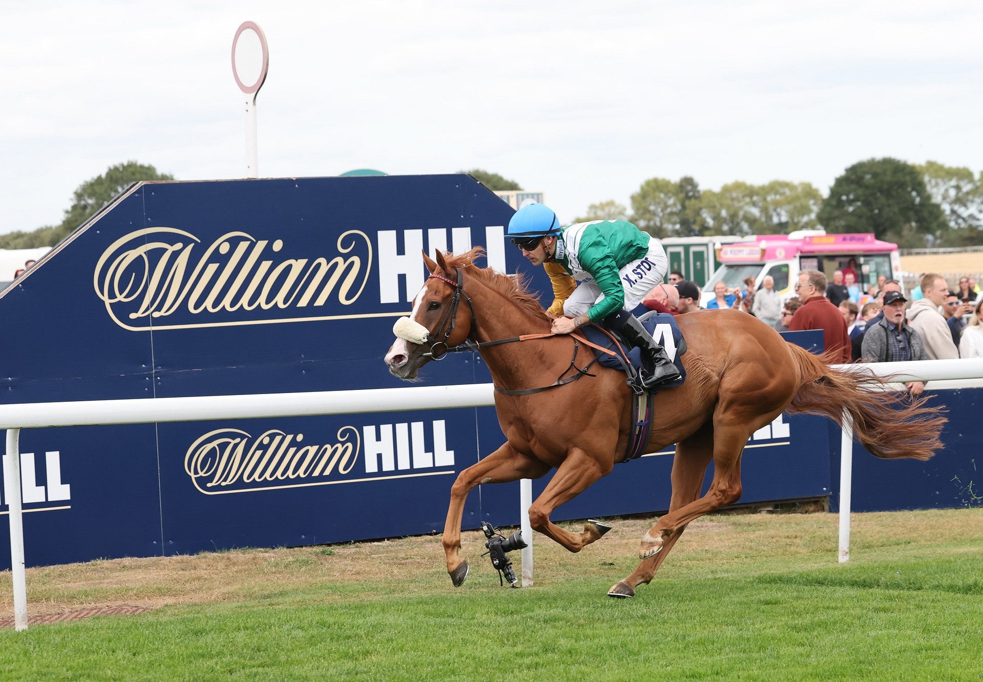 Shagraan (Sioux Nation) Beverley