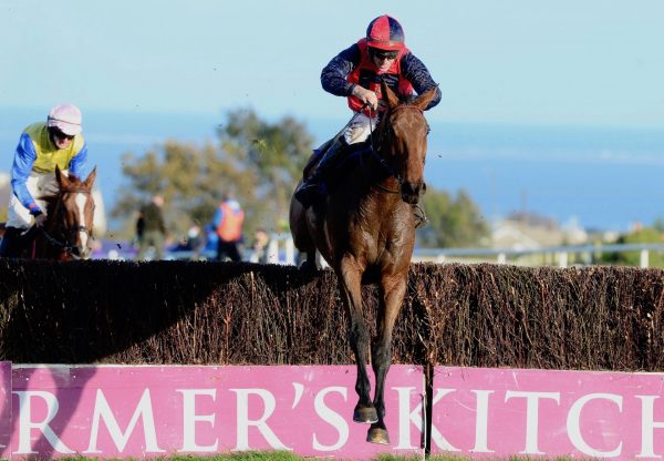 Atlantic Shore (Mahler) Wins The Beginners Chase At Wexford