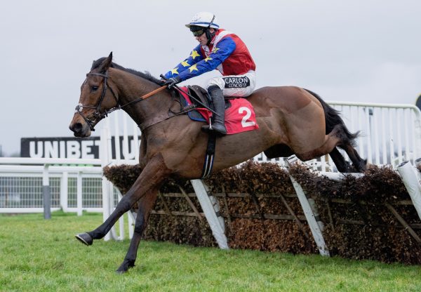 Love Envoi (Westerner) Wins The Listed Mares’ Hurdle At Sandown