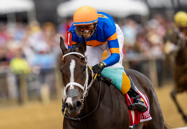 Mystic Lake (Mo Town) Wins Gr 3 Miss Preakness